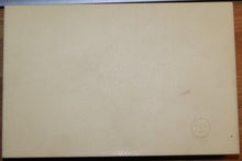 Laden Sie das Bild in den Galerie-Viewer, Handelsgold Spieluhr