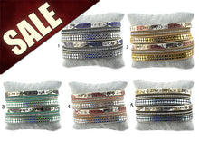 Laden Sie das Bild in den Galerie-Viewer, Wunderschöne Alcantara Wickelarmbänder "Melanie"