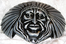 Laden Sie das Bild in den Galerie-Viewer, Gürtelschnalle Indianer