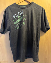 Laden Sie das Bild in den Galerie-Viewer, Esprit T-Shirt XL
