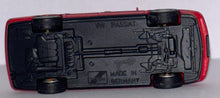 Laden Sie das Bild in den Galerie-Viewer, Herpa 042321 VW Passat CL Variant Feuerwehr Augsburg
