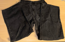 Laden Sie das Bild in den Galerie-Viewer, H&amp;M Jeans Hose Gr. 40
