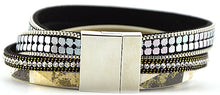 Laden Sie das Bild in den Galerie-Viewer, Wunderschöne Alcantara Wickelarmbänder  &quot;Melanie&quot;
