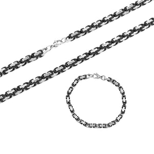 Schwarz oder Silber ist egal, es gehört im Set zusammen