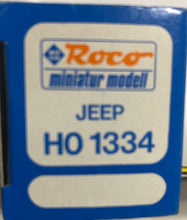 Laden Sie das Bild in den Galerie-Viewer, Jeep Wrangler von Roco Nr.1334
