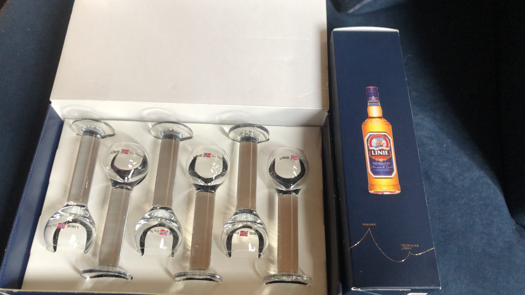 Linie Aquavit Original - Fassgelagerter Aquavit aus Norwegen - der Klassiker Unter den Premium-Aquaviten 0,7 l | Vol. 41,5%