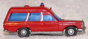 Mercedes-Benz 200/8 Binz Feuerwehr rot Wiking