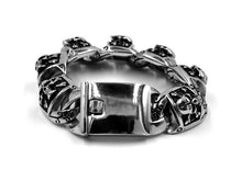 Laden Sie das Bild in den Galerie-Viewer, Das Mega-Skull-Armband aus Edelstahl
