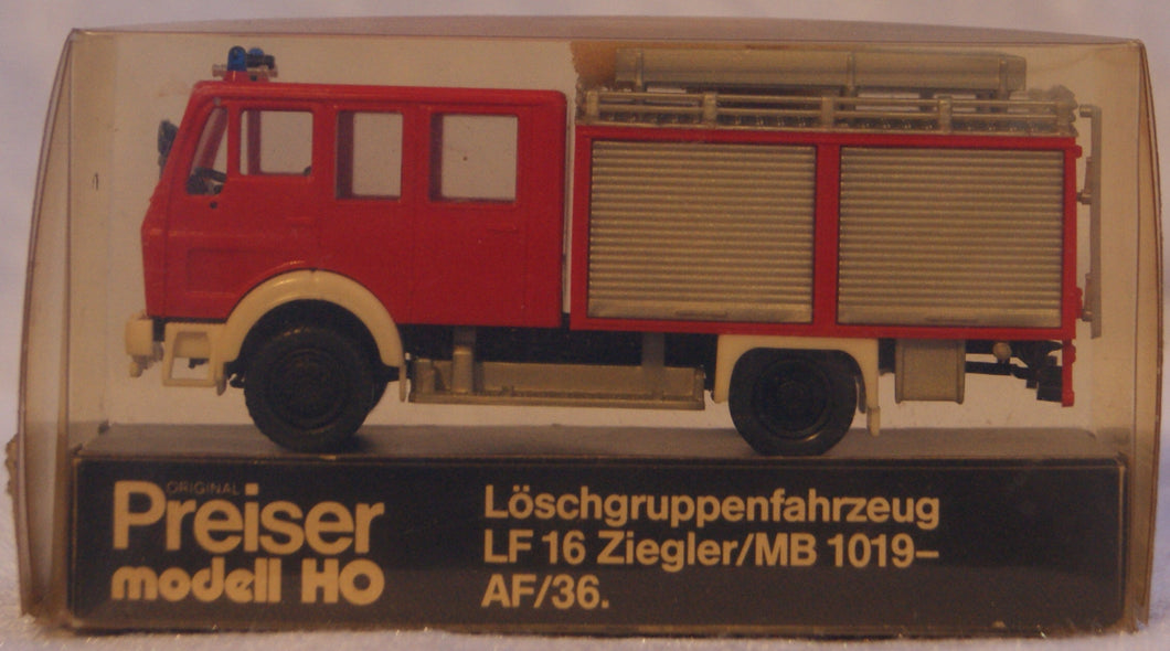 Mercedes 1019 AF/36 Löschgruppenfahrzeug LF16 Ziegler Preiser 1129